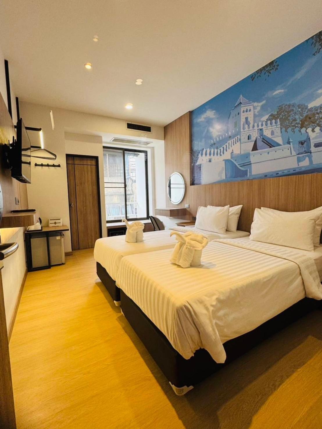 New Siam Ii होटल Bangkok